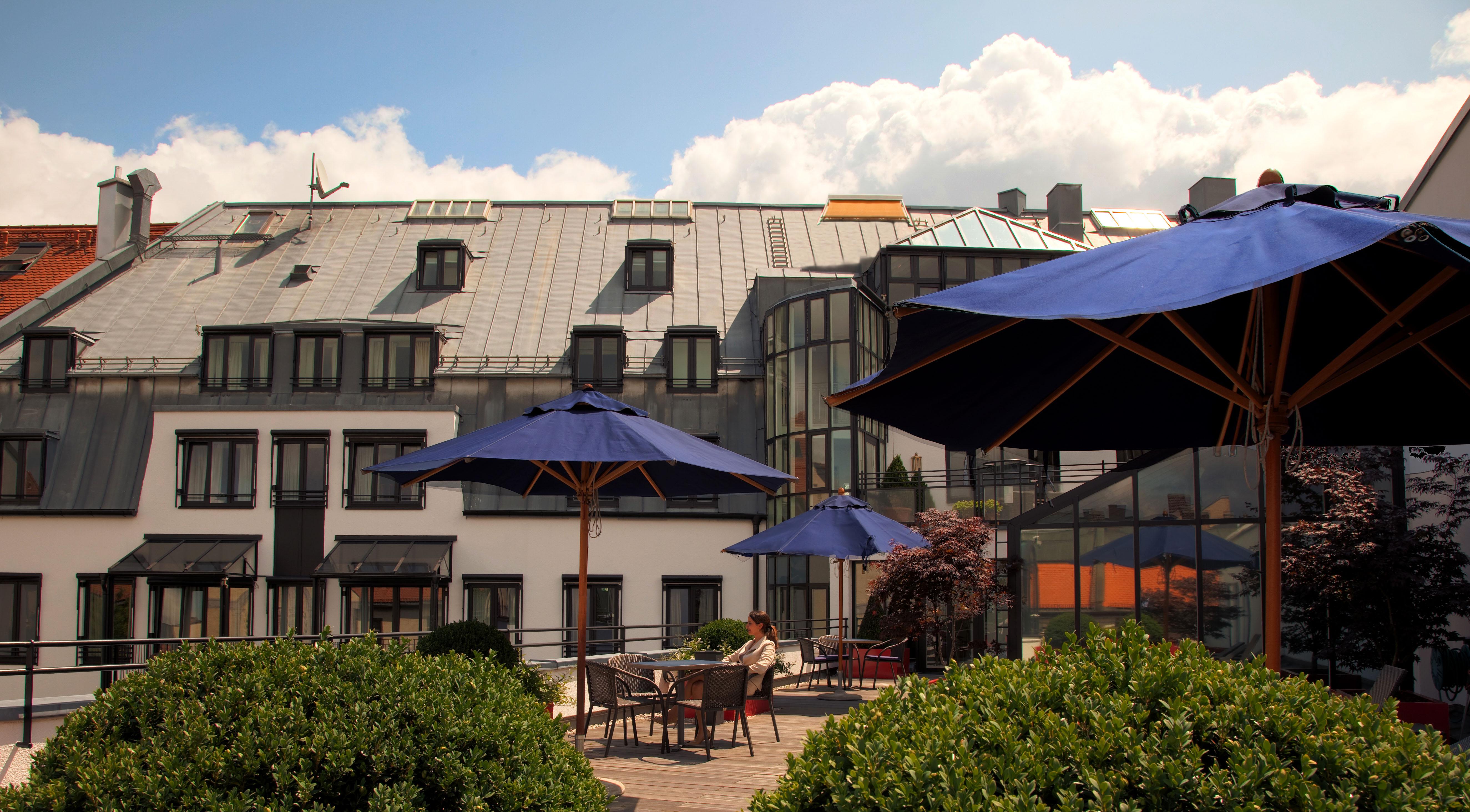 Hotel Muenchen Palace Exterior photo